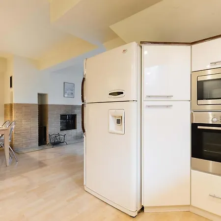 Apartment Dagmara I Irka *