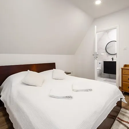 Apartment Dagmara I Irka *